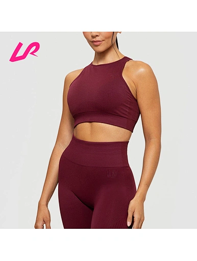 Cover up in style with our racer back padded bra. Designed for comfort and support, it's a must-have for any workout wardrobe. Shop now and stay ahead of the trend.
